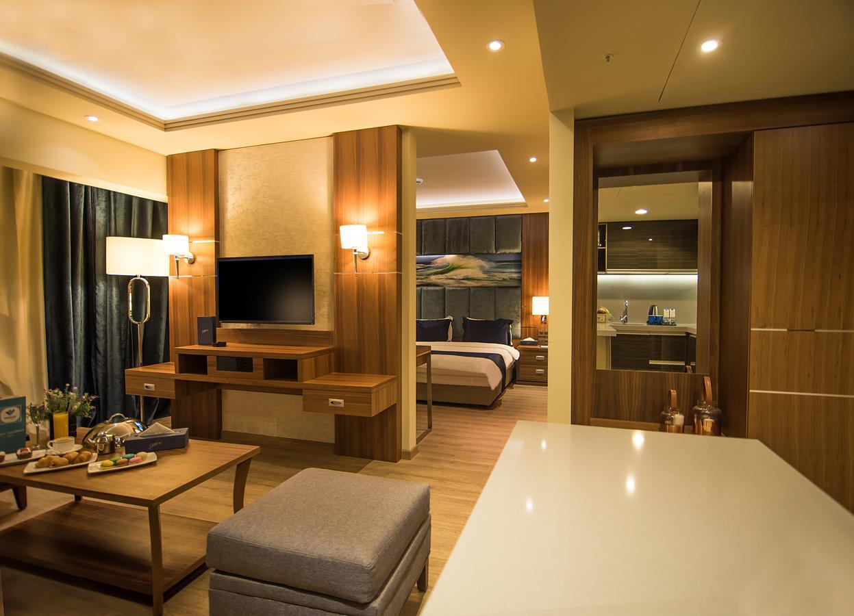 Gems Hotel Beirut Exterior photo