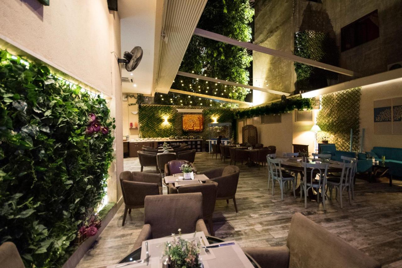 Gems Hotel Beirut Exterior photo